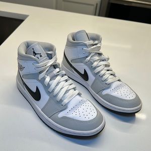 Nike air Jordan mids